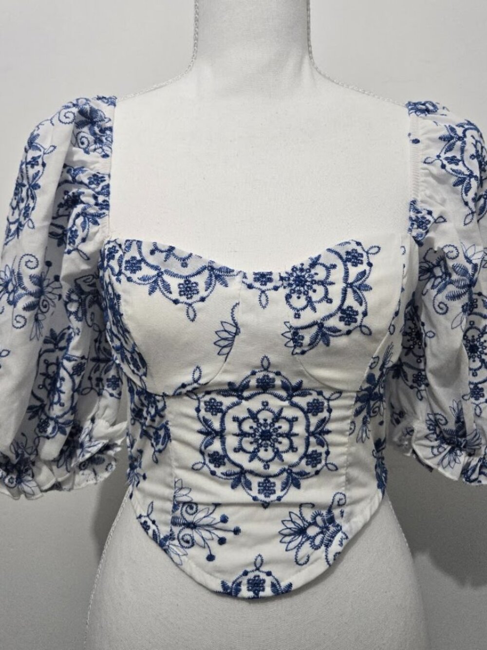 Shein Floral Embroidered Puff Sleeve Sweetheart Neck Corset Crop Top Sz XS Smock